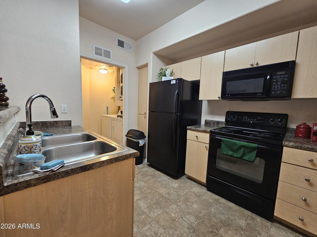 18416 N Cave Creek Road - Photo 3
