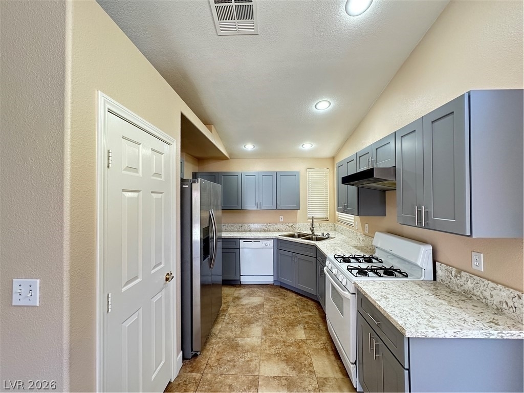 4605 Casa Bonita Drive - Photo 2
