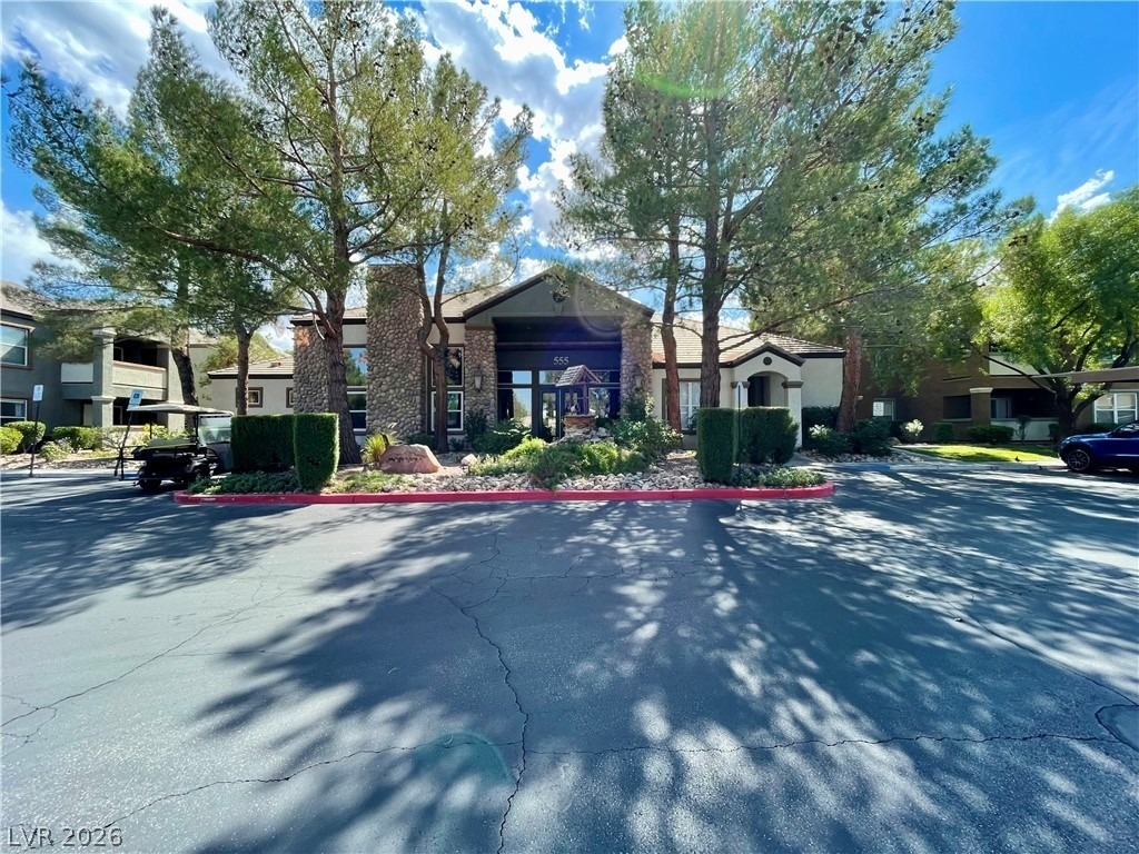 555 E Silverado Ranch Boulevard - Photo 14