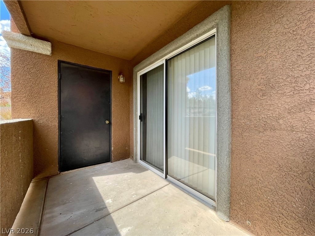 555 E Silverado Ranch Boulevard - Photo 13