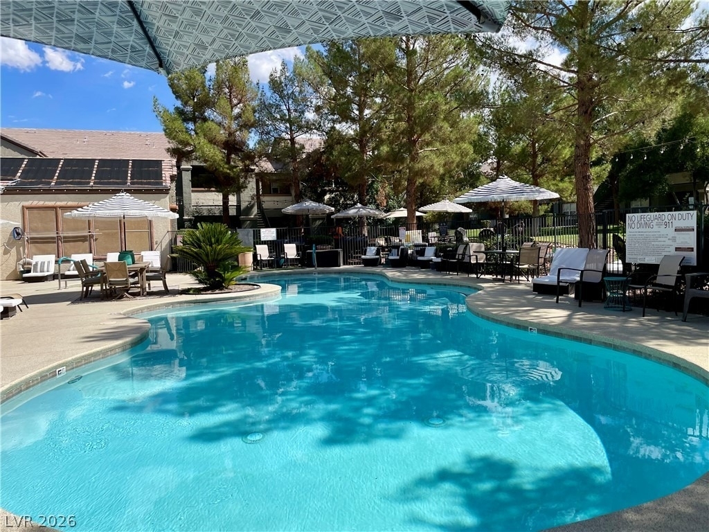555 E Silverado Ranch Boulevard - Photo 16