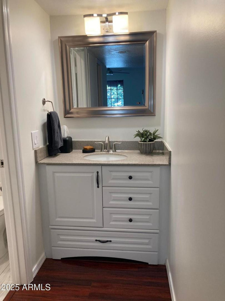 7557 N Dreamy Draw Drive - Photo 7
