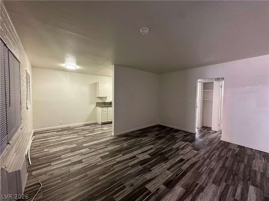 2105 Sunrise Avenue - Photo 8