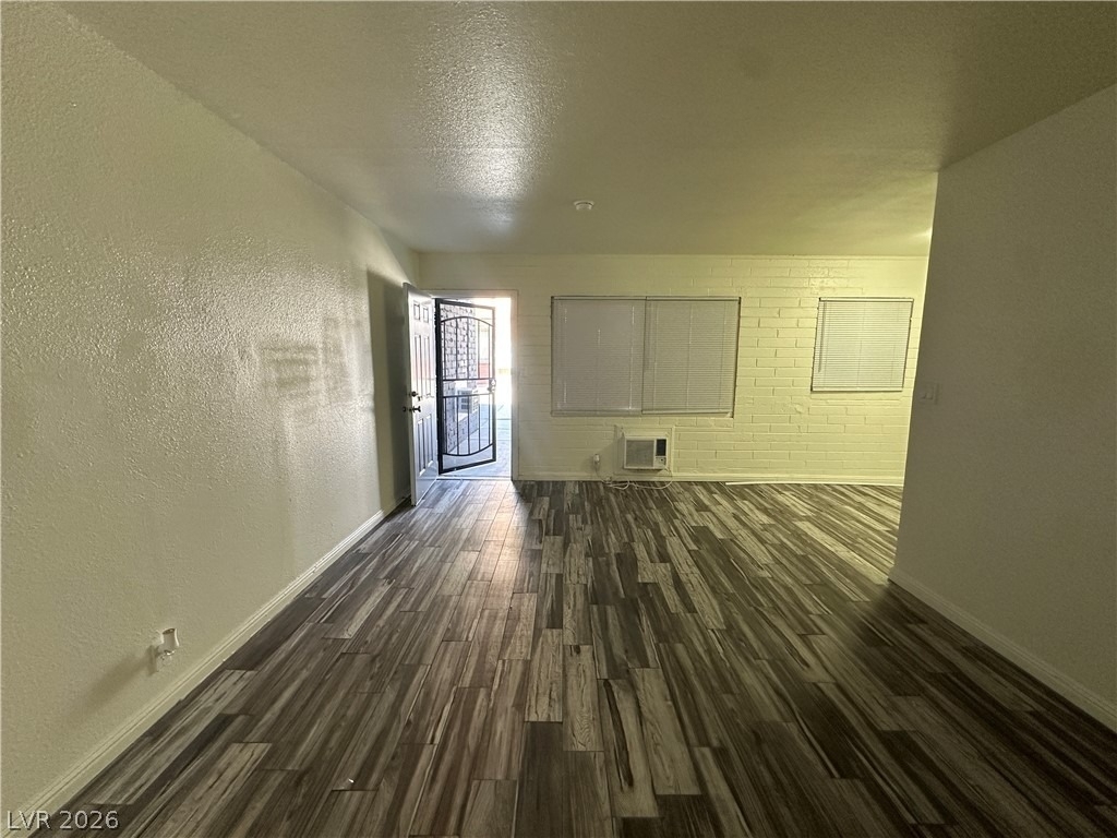 2105 Sunrise Avenue - Photo 5