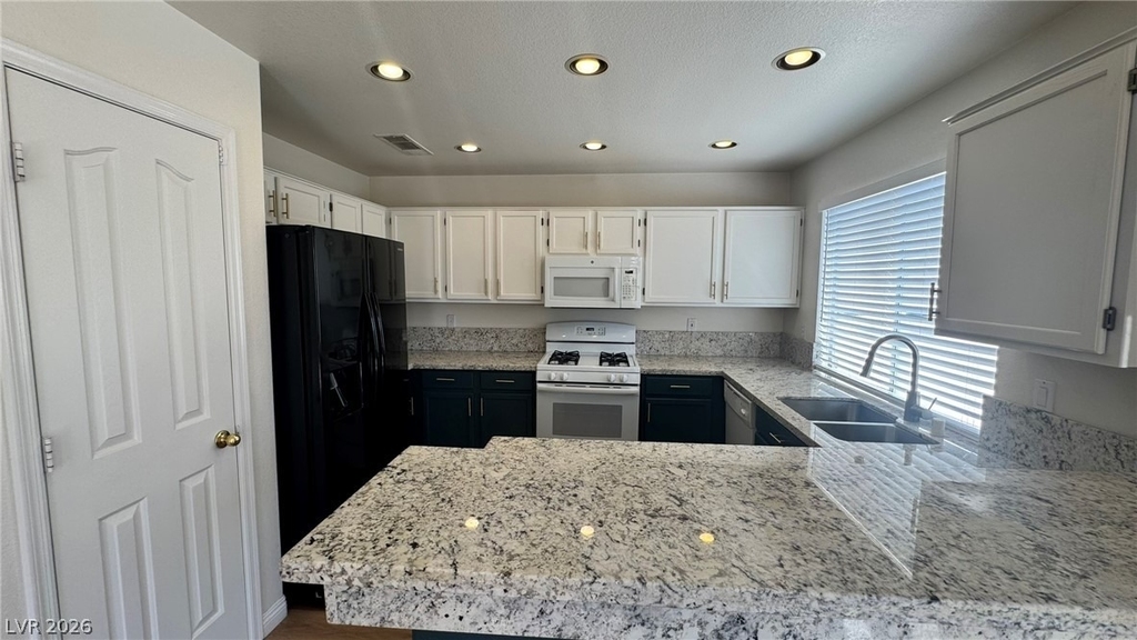 9716 Ridge Creek Place - Photo 7
