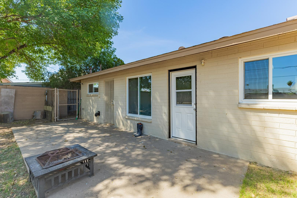 7733 N 60th Avenue - Photo 27