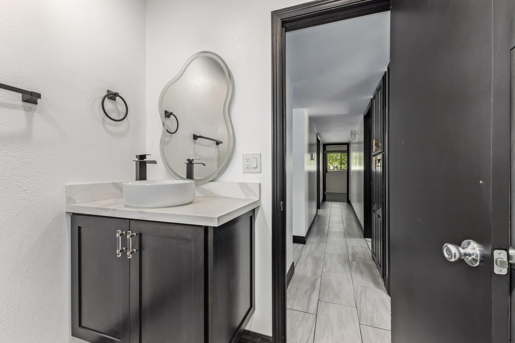 7733 N 60th Avenue - Photo 21