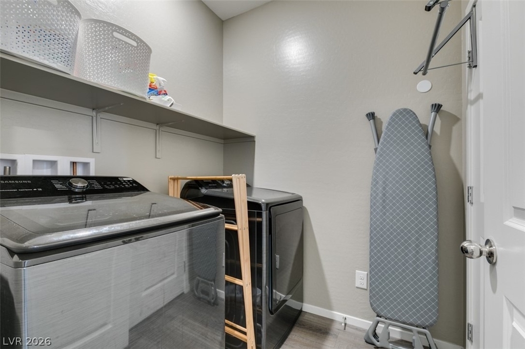 544 Teovani Street - Photo 31