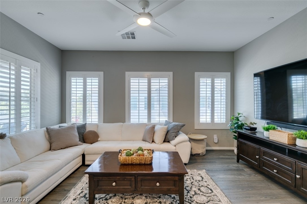 544 Teovani Street - Photo 15