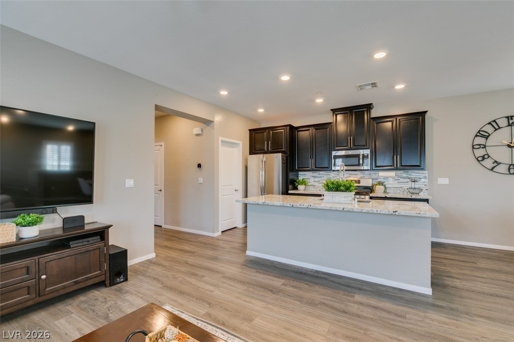 544 Teovani Street - Photo 20