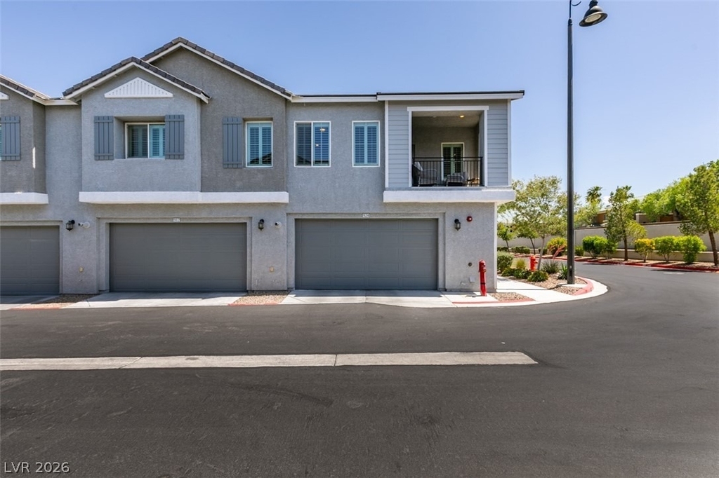 544 Teovani Street - Photo 3