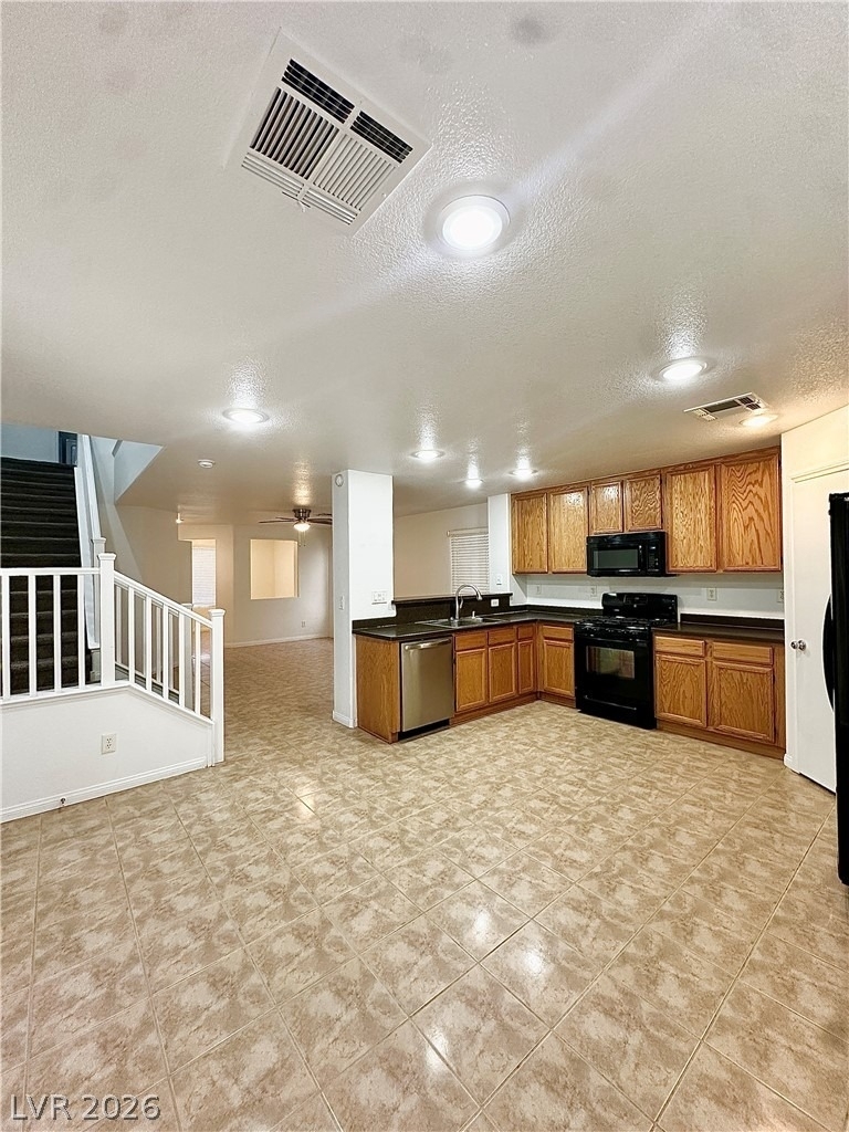 711 Iron Bridge Street - Photo 8