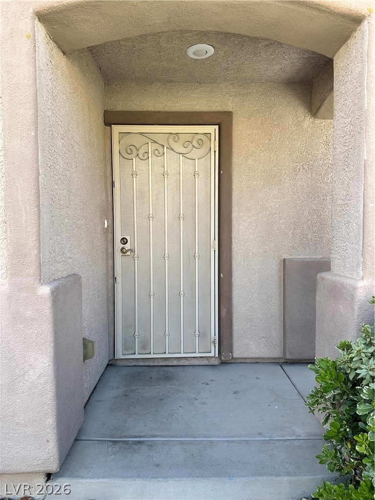 711 Iron Bridge Street - Photo 1