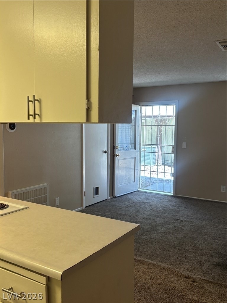 1470 Elizabeth Avenue - Photo 12