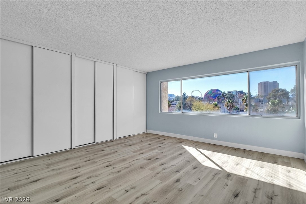 725 N Royal Crest Circle - Photo 13