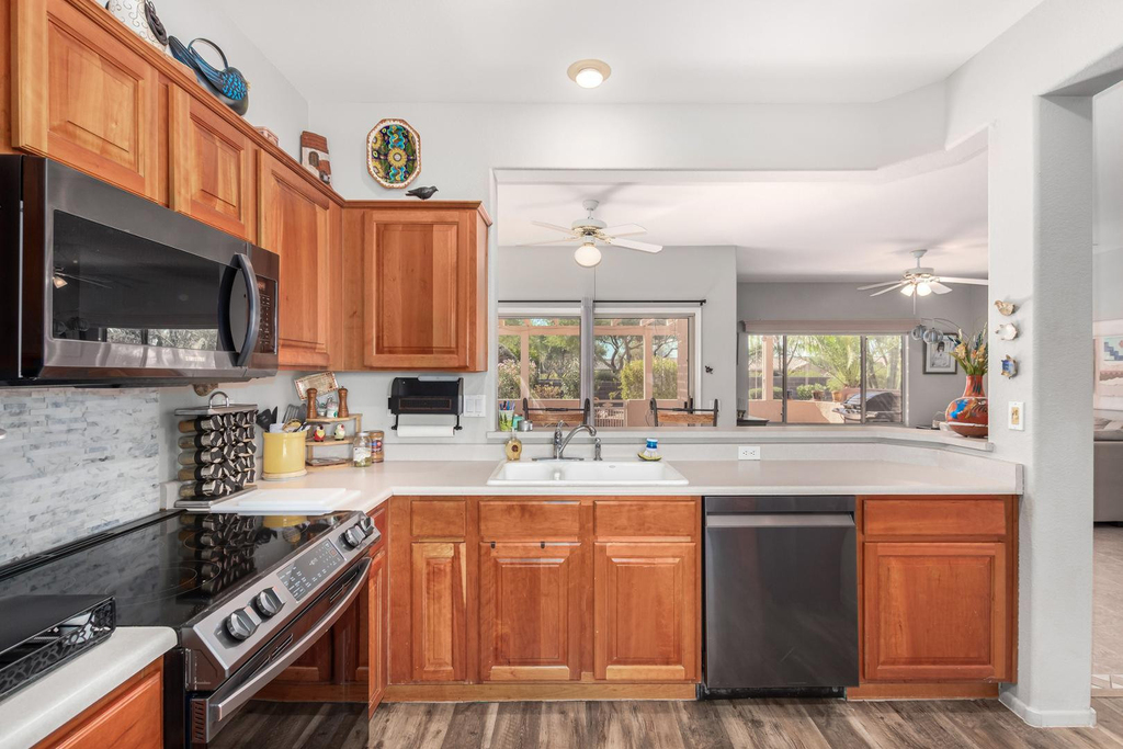 16215 W Desert Winds Drive - Photo 6