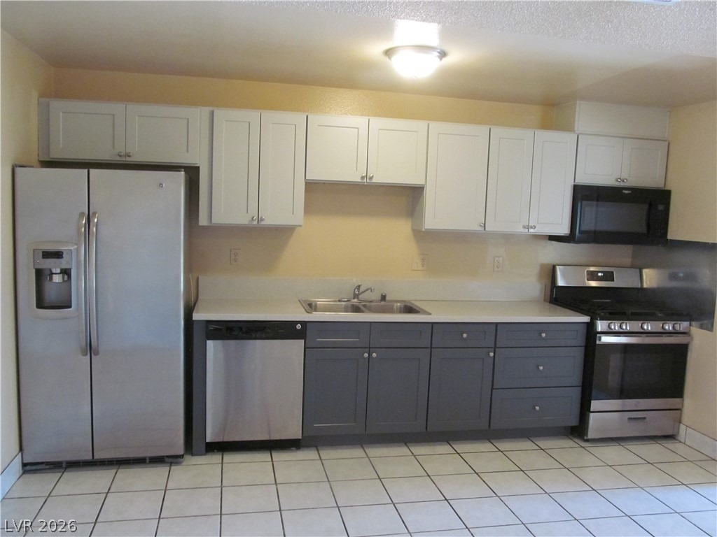 537 Longtree Avenue - Photo 4