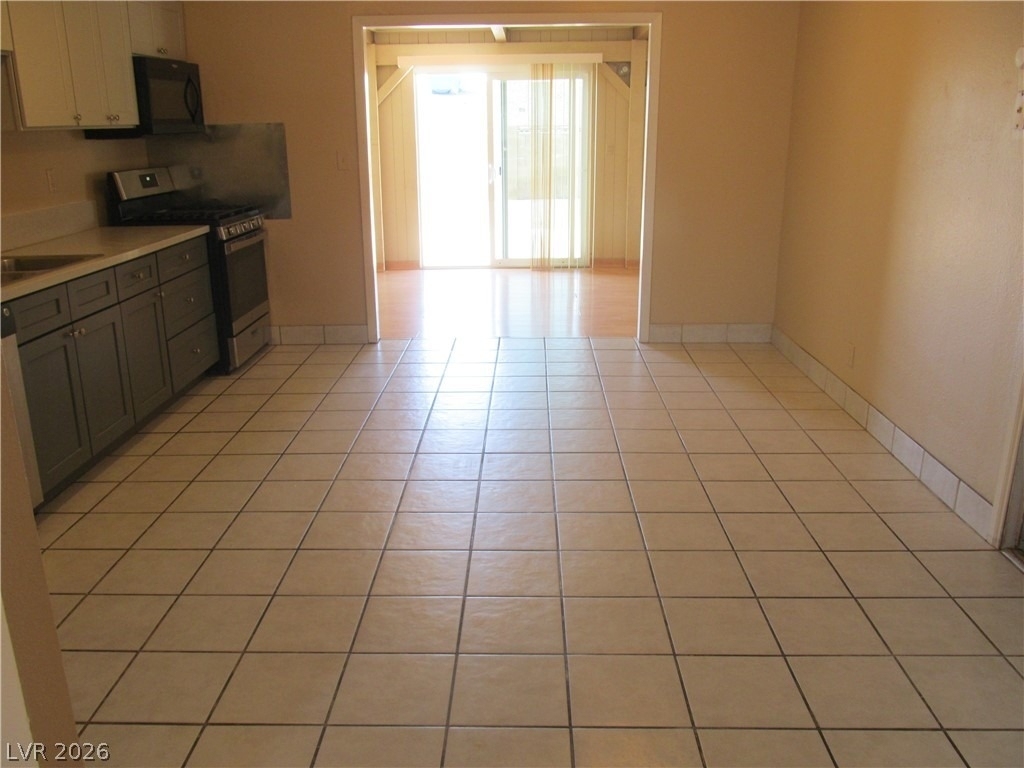 537 Longtree Avenue - Photo 9