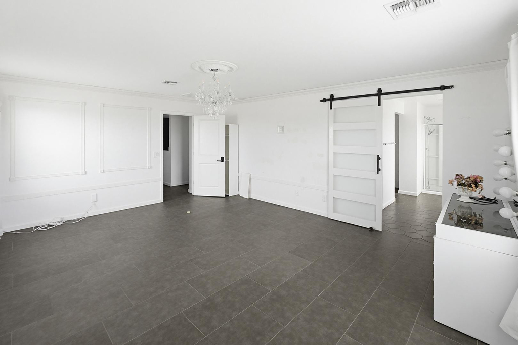 6815 W Encinas Lane - Photo 27