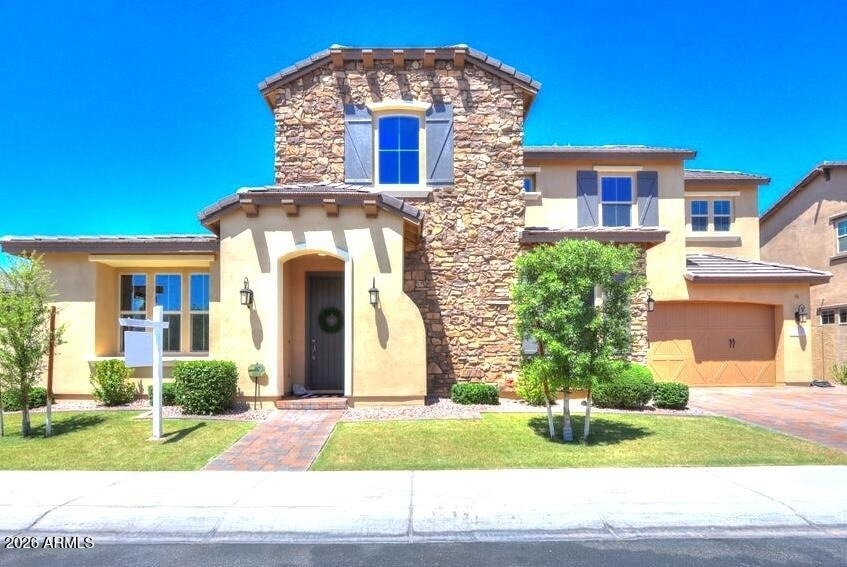 948 W Yosemite Drive - Photo 0
