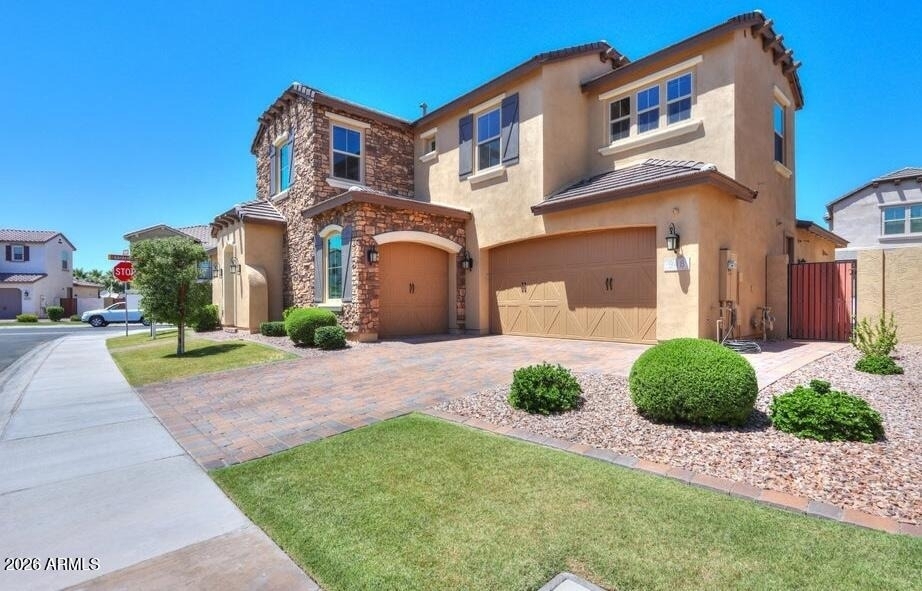 948 W Yosemite Drive - Photo 1