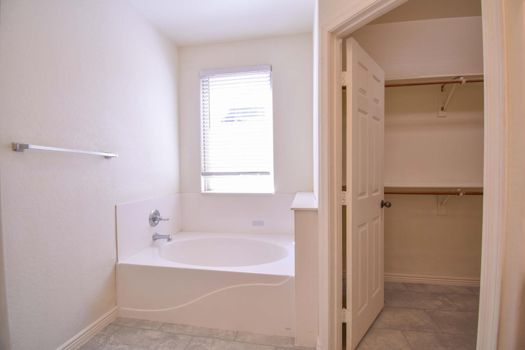 21017 W Glen Street - Photo 11