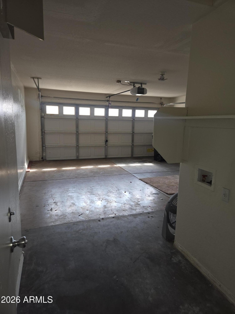 1410 S 107th Lane - Photo 12