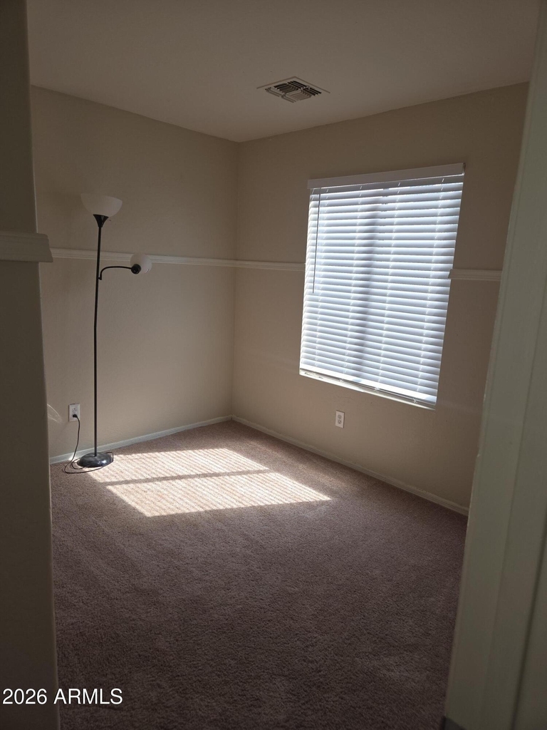 1410 S 107th Lane - Photo 10
