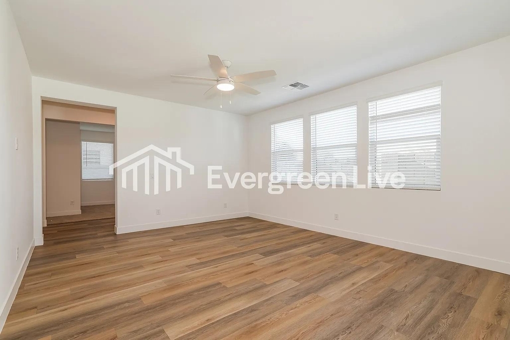 9117 N 181st Avenue - Photo 28