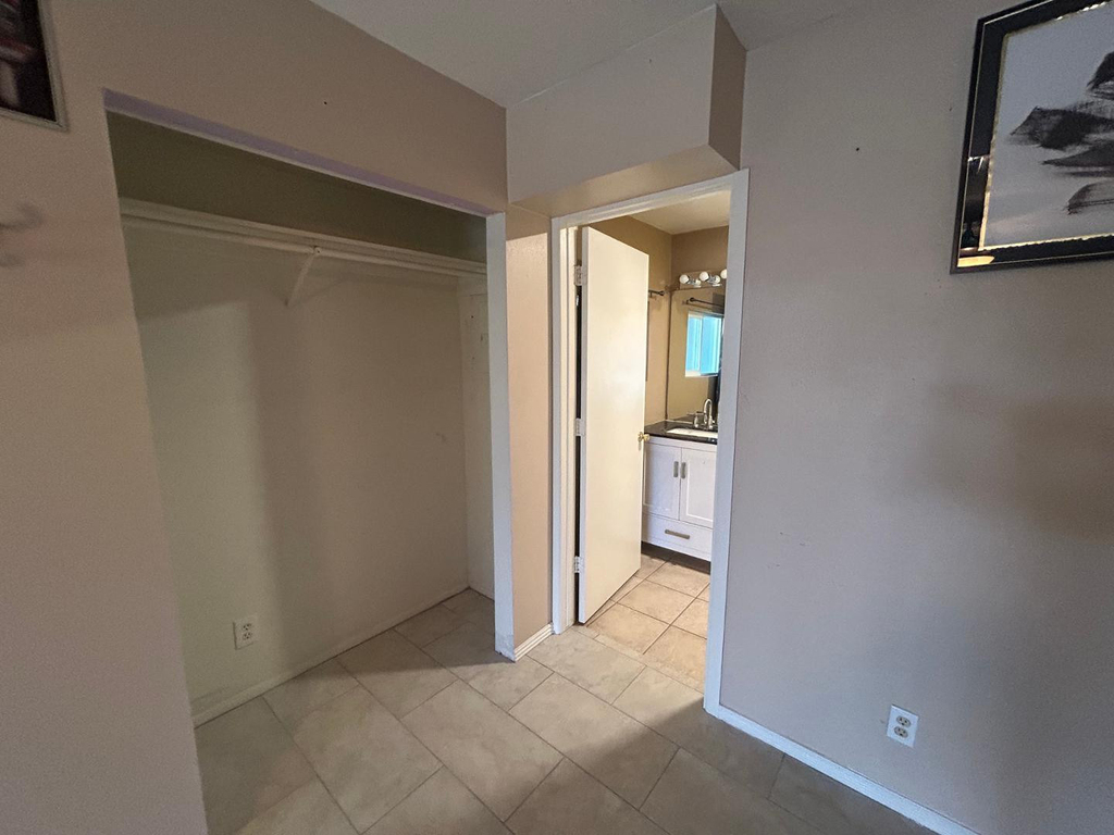 6916 W Georgia Avenue - Photo 16