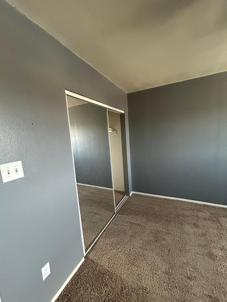 6916 W Georgia Avenue - Photo 32
