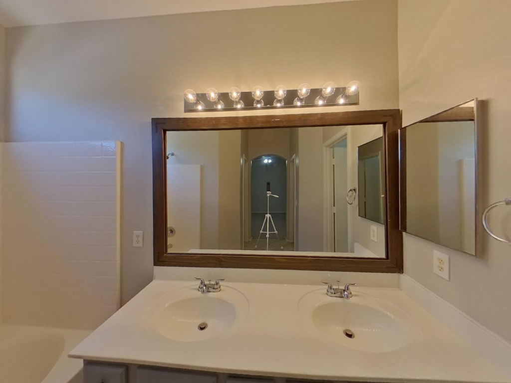22227 N 29th Drive - Photo 3