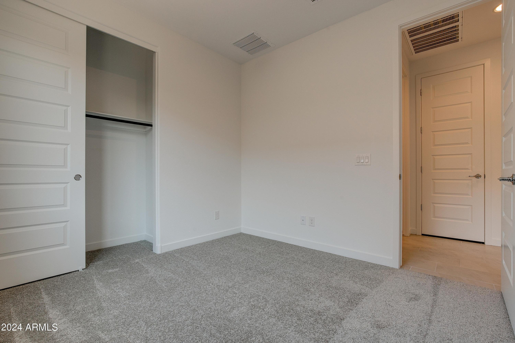 17050 W Artemisa Avenue - Photo 20