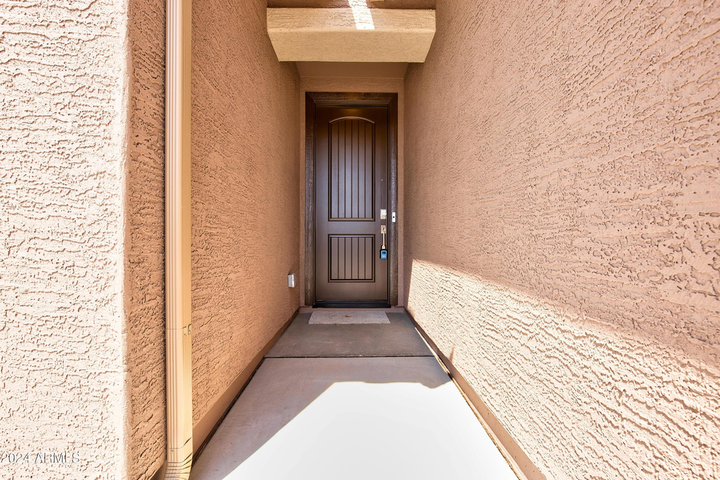 17050 W Artemisa Avenue - Photo 5