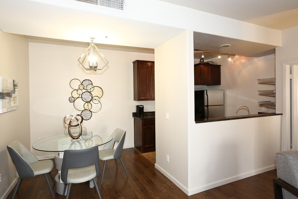 14145 N 92nd Street - Photo 2