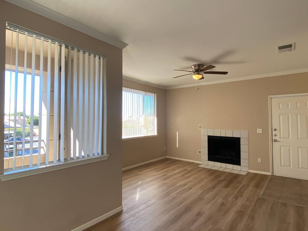 7009 E Acoma Drive - Photo 2