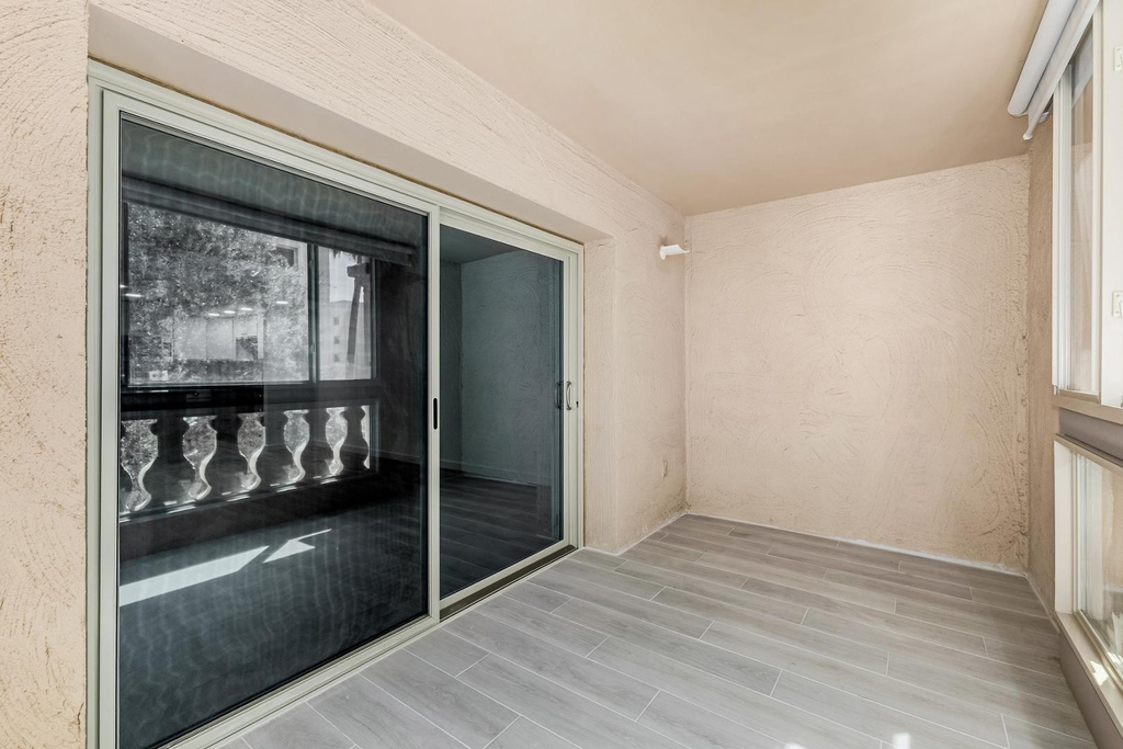 7950 E Camelback Road - Photo 18