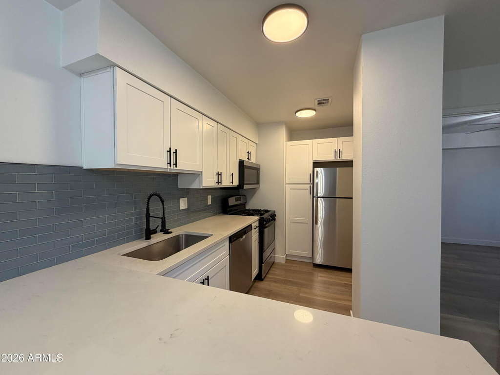 302 E Monte Vista Road - Photo 5
