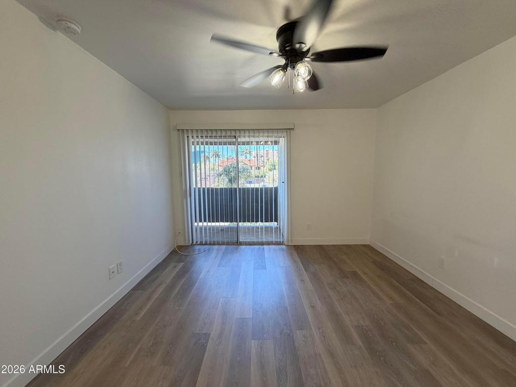 302 E Monte Vista Road - Photo 4