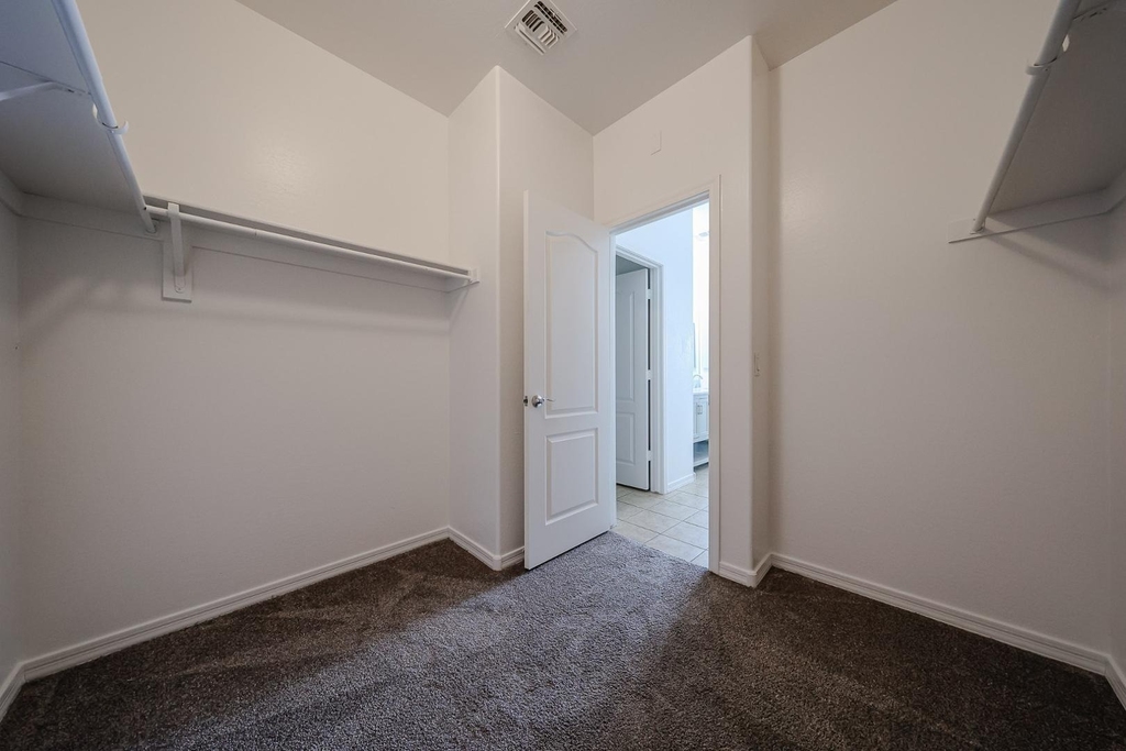 41298 W Parkhill Drive - Photo 35