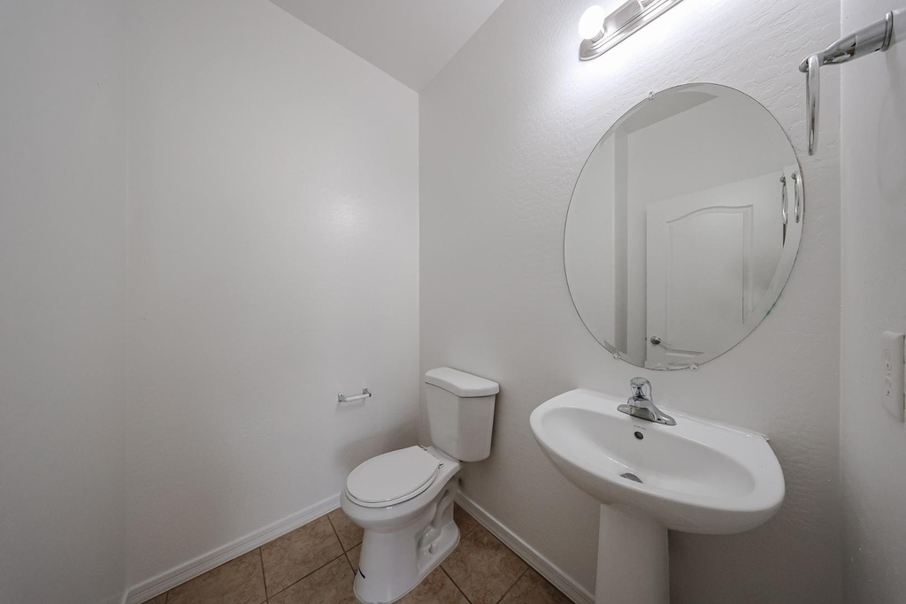 41298 W Parkhill Drive - Photo 4