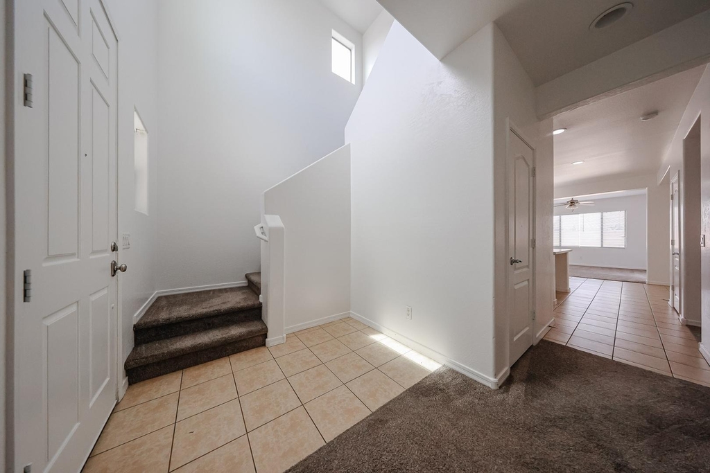 41298 W Parkhill Drive - Photo 3