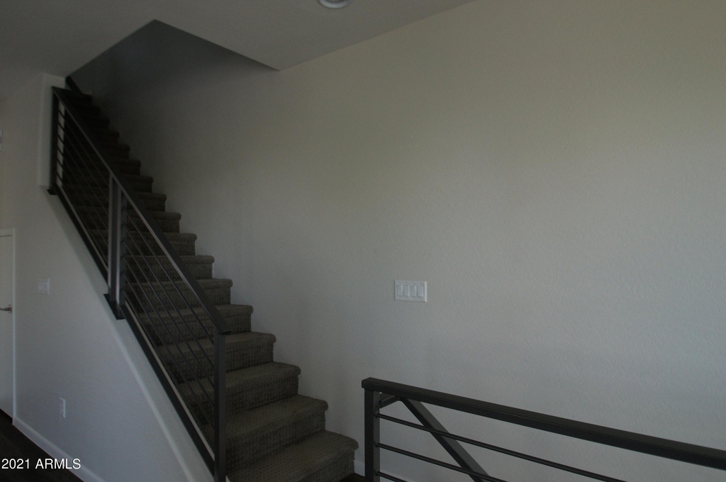 2090 S Dorsey Lane - Photo 23