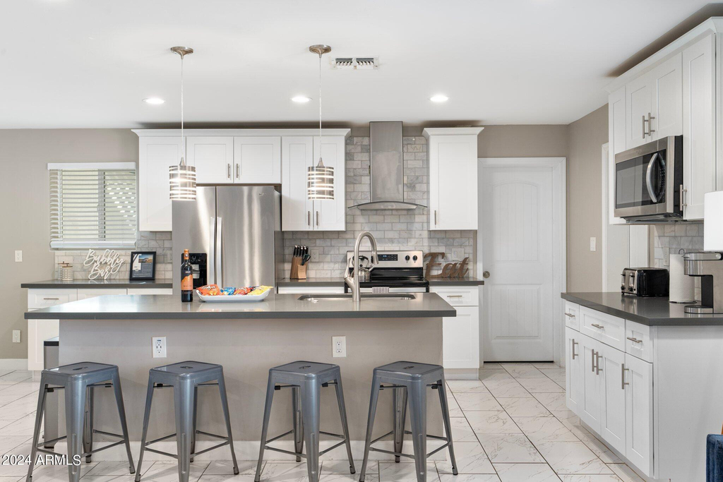2025 N 66th Street - Photo 4