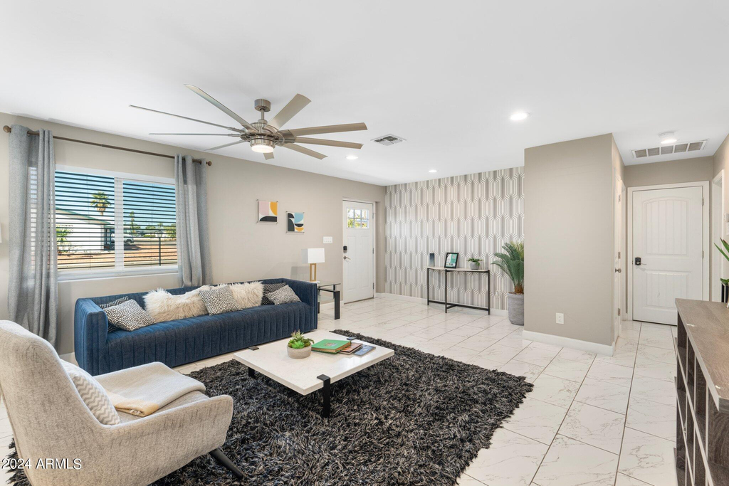 2025 N 66th Street - Photo 2