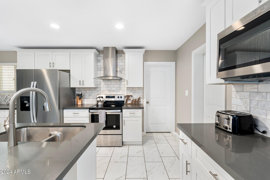 2025 N 66th Street - Photo 8