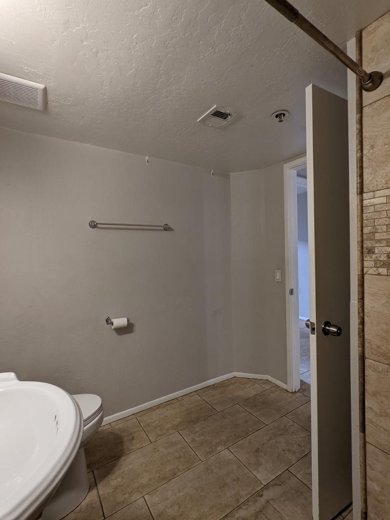 12221 W Bell Road - Photo 23