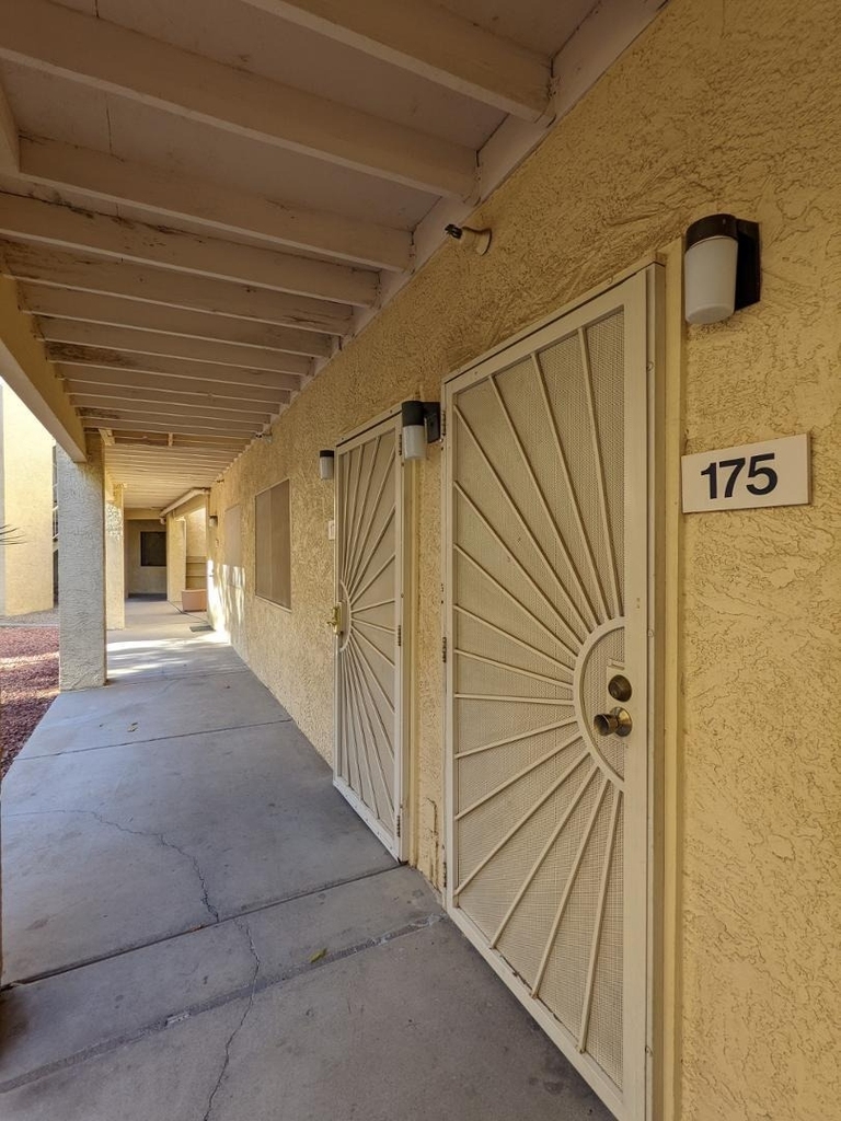 12221 W Bell Road - Photo 9