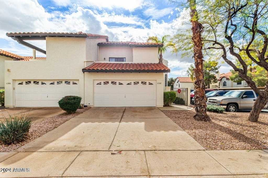 11011 N 92nd Street - Photo 0