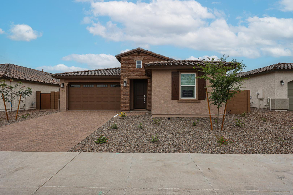 7814 W Hide Trail - Photo 0